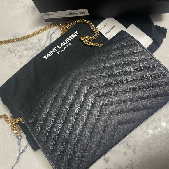 Authentic YSL Monogram Wallet on Chain - Picture 3 of 5